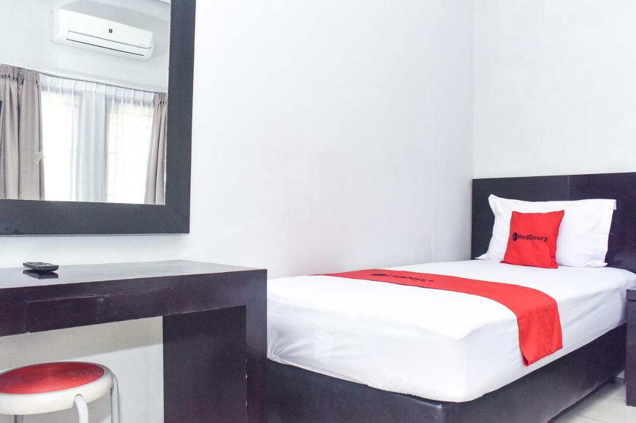 Reddoorz Syariah Near Jalan Somba Opu 2* Makassar